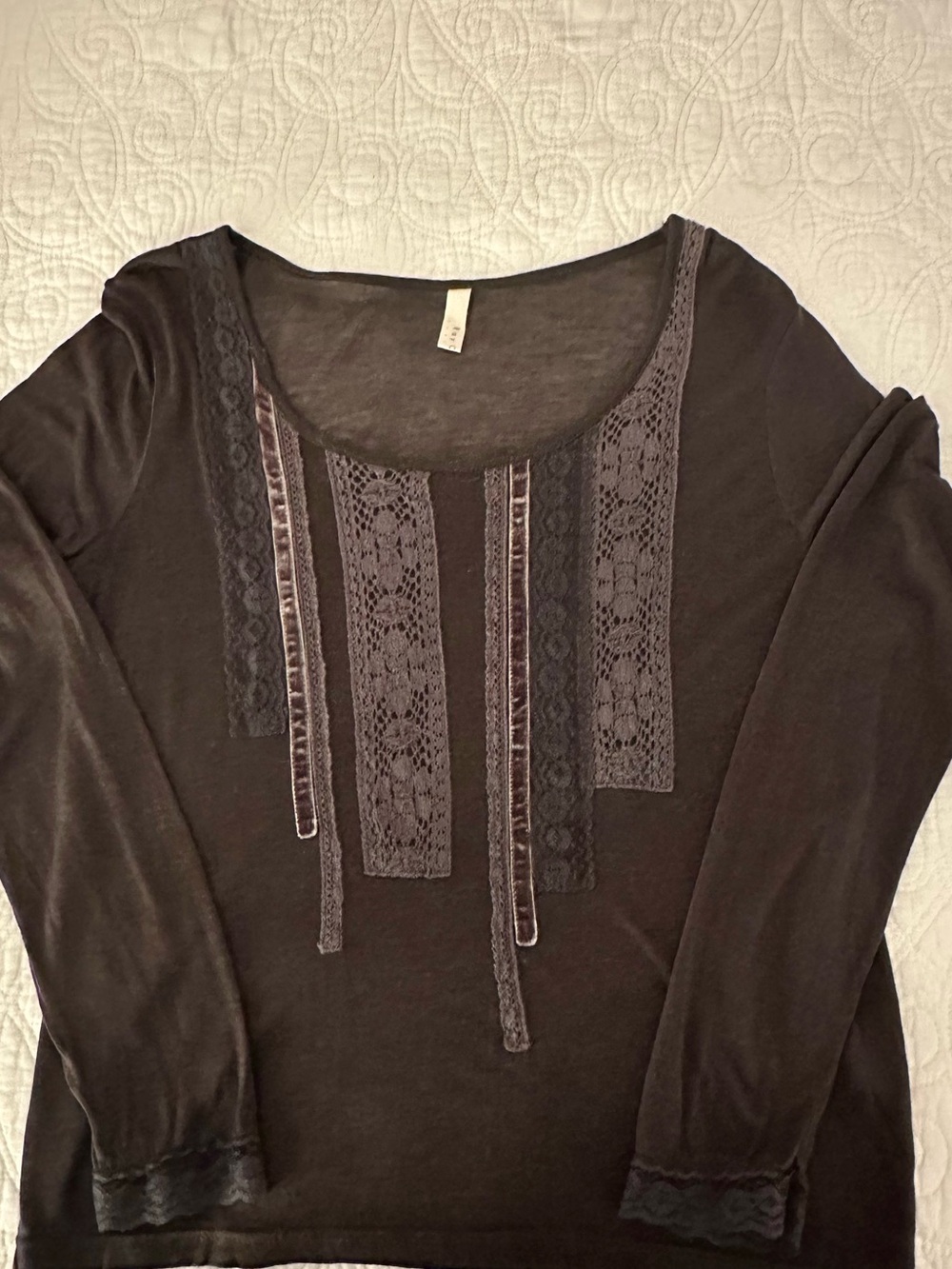 Ray Cassin knit top with crochet and velvet trim detail